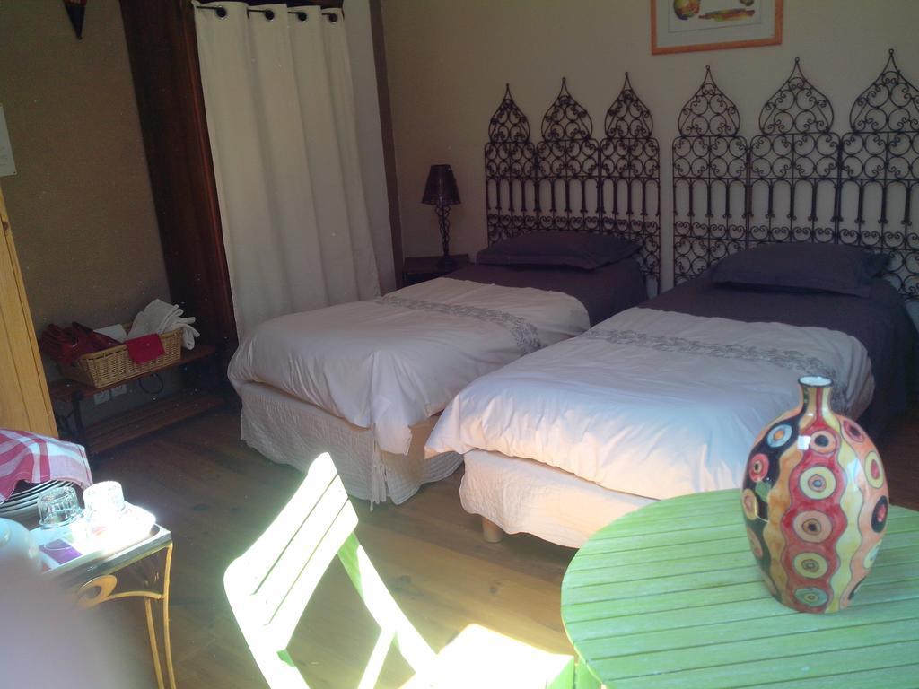 Le Clos De La Source Bed & Breakfast Le Bousquet-d'Orb ห้อง รูปภาพ