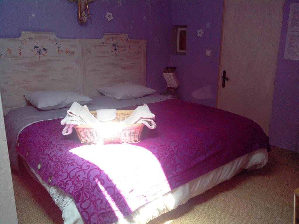 Le Clos De La Source Bed & Breakfast Le Bousquet-d'Orb ห้อง รูปภาพ